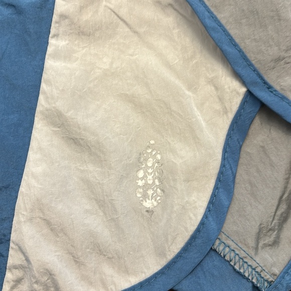 FP Movement Free People The Way Home Shorts Size Medium Blue Gray and Silver - Picture 3 of 5